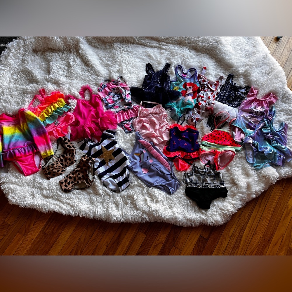 Toddler swimsuits size 2t 3t lot of 17